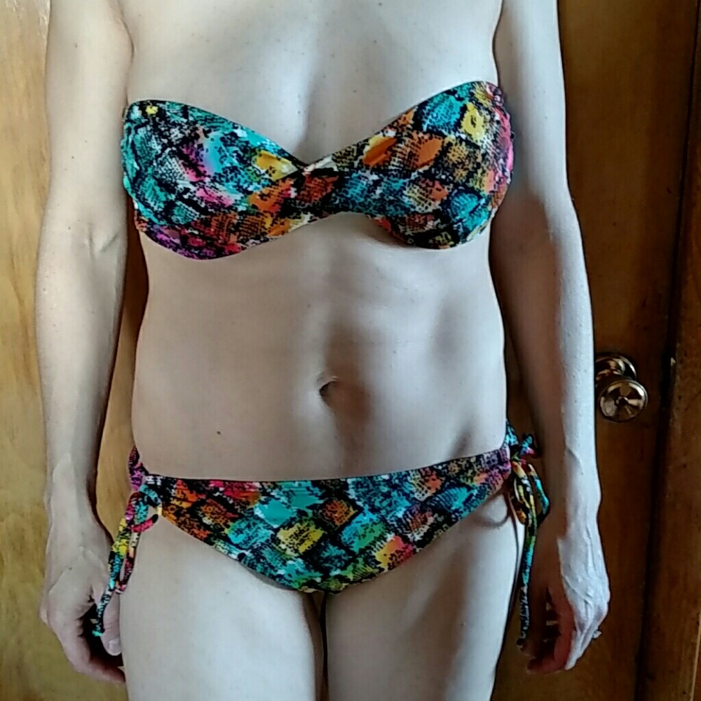 Roxy 2 piece swimming suit