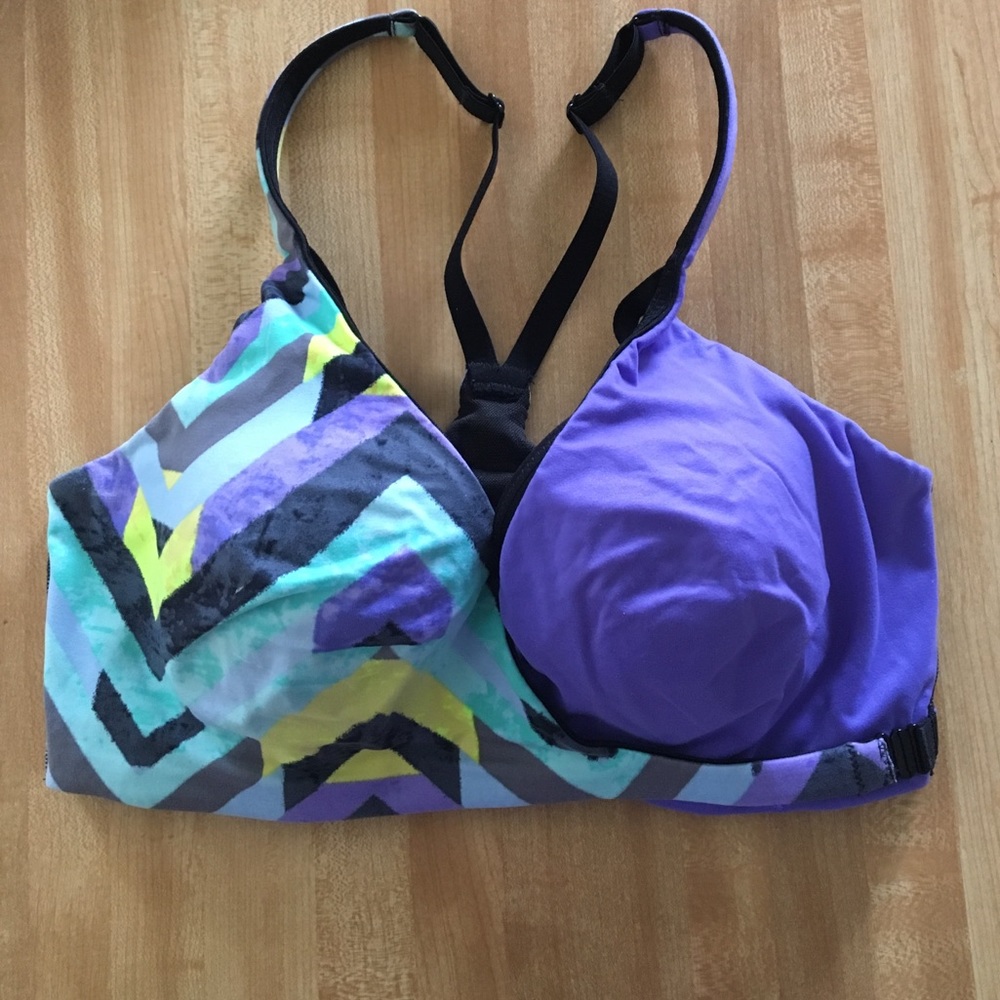 VSX sports bra