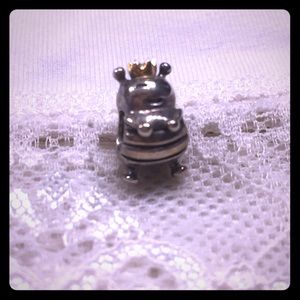 Queen Bee Pandora bracelet charm