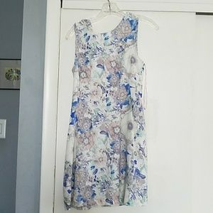Flower pattern sundress sz small