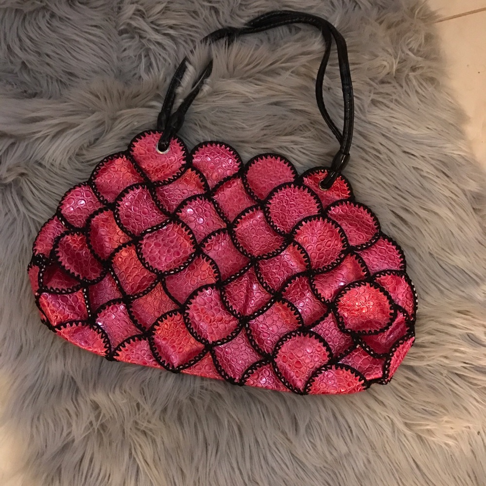 Pink and black purse NWOT