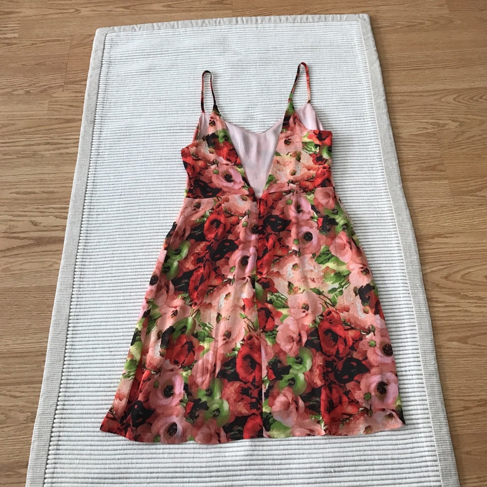 BB Dakota Floral Dress - Picture 3 of 3