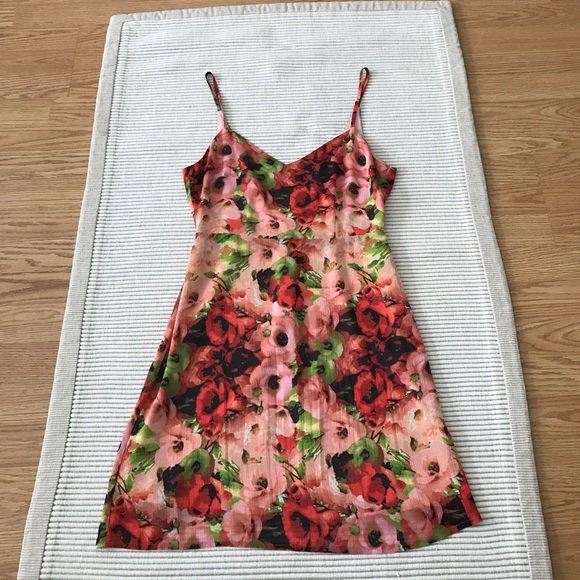 BB Dakota Dresses & Skirts - BB Dakota Floral Dress