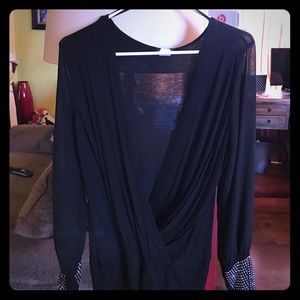Beautiful blouse with sequin cuffs!!