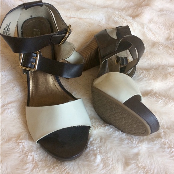 Kenneth Cole Reaction Chunky Strappy Heels - Picture 4 of 4