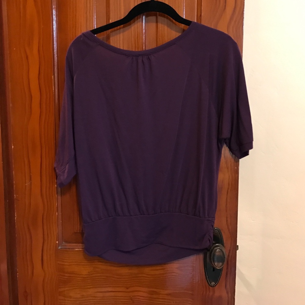 Purple top - Picture 2 of 2