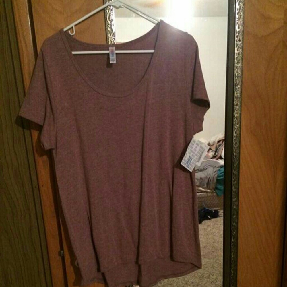 Lularoe Classic T NWOT