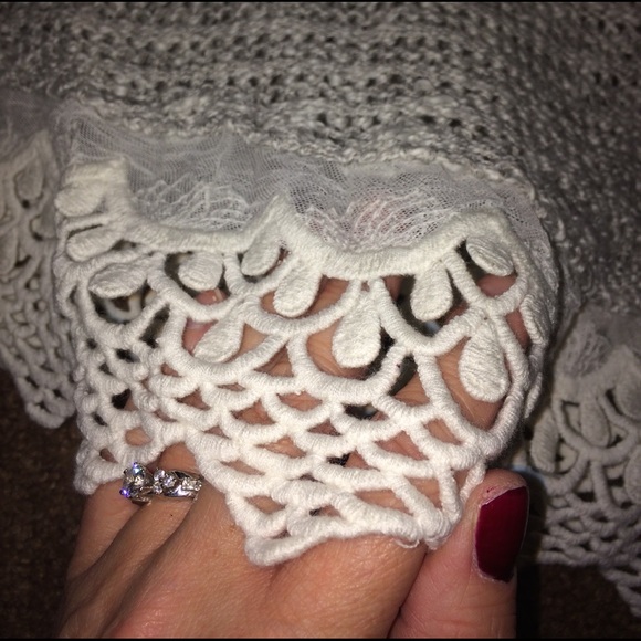 NWT, soft open weave gray sweater w/ lace trim. - Picture 3 of 4