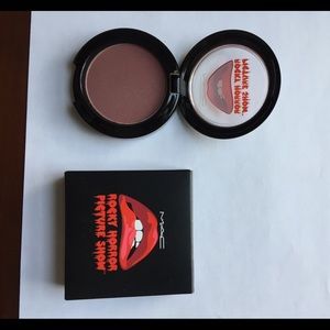 MAC L.E Blush in Shade Crazed Imagination