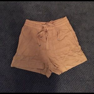 H&M khaki high waisted shorts