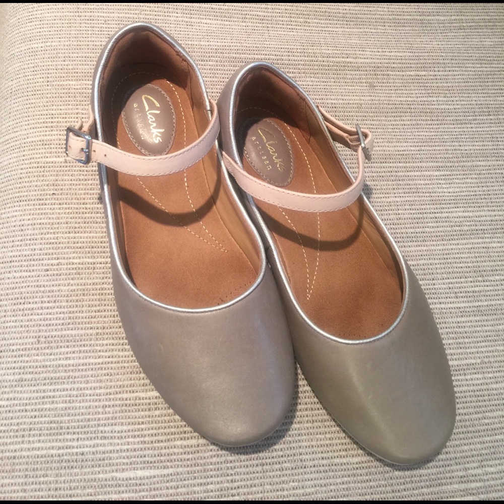 Clarks Women's Feature Film Mary Jane Flats