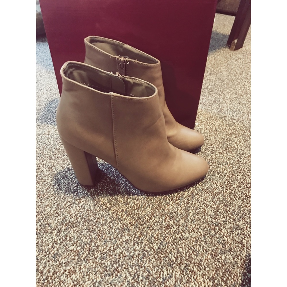 • Breckelles Brown Ankle Boots