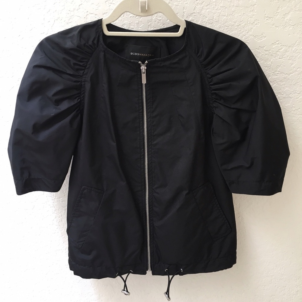 BGBG MaxAzria short sleeve jacket