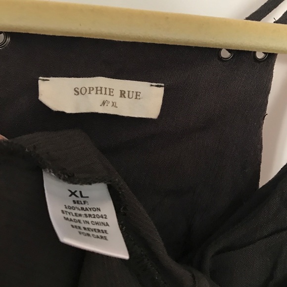 Three XL shirts - Picture 2 of 6