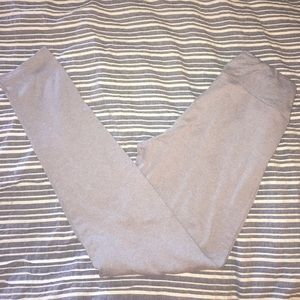 LuLa Roe Grey Leggings!