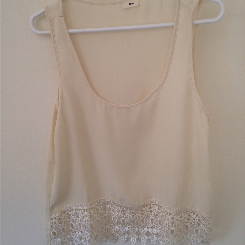 Gorgeous off white tank top from TOBI