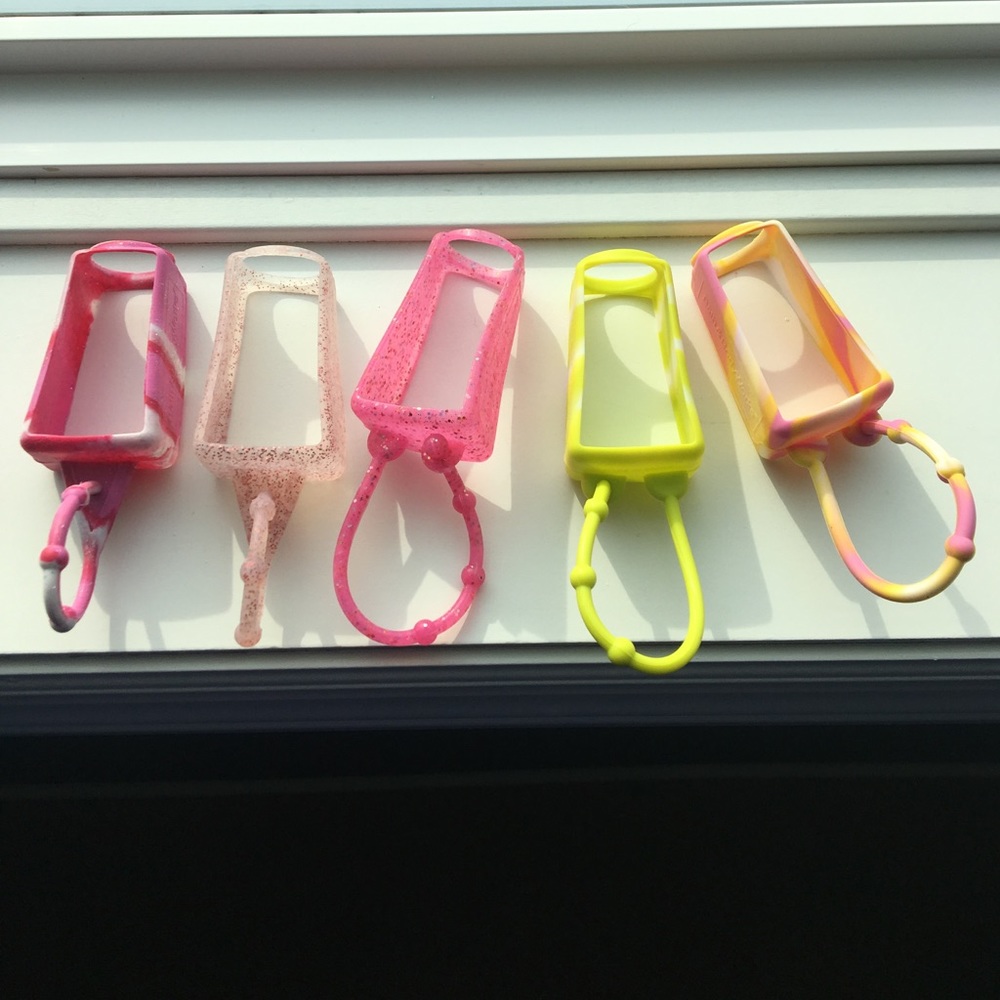 5 hand sanitizer cases