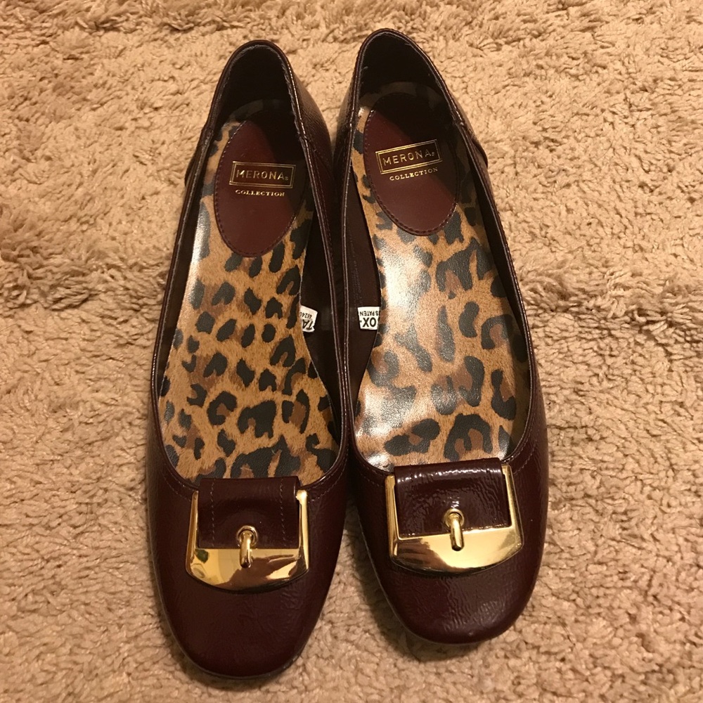 Adorable Maroon Merona flats size 9❤