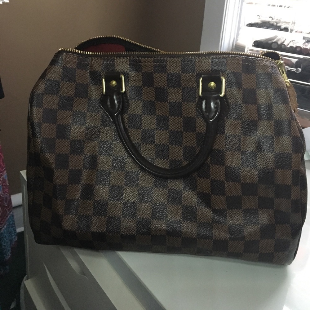 AUTHENTIC louis vuitton speedy 35 $500 on pp