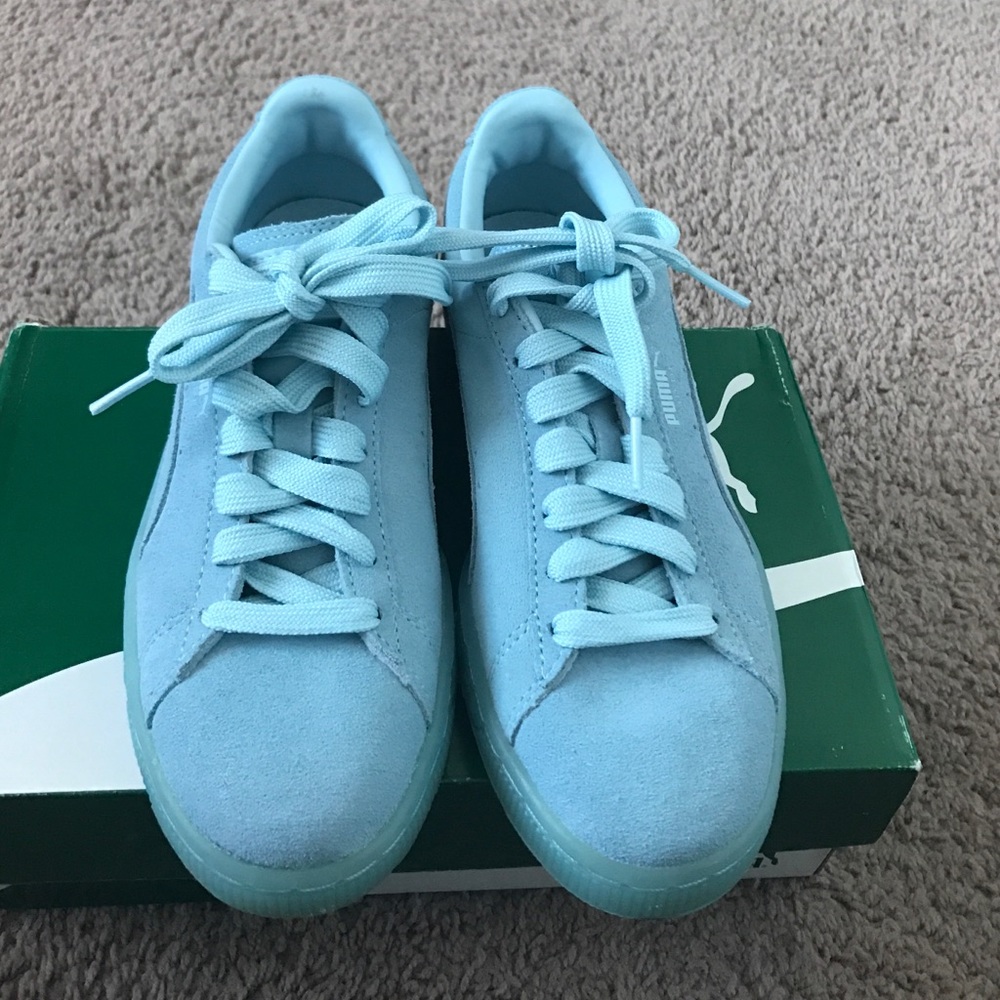 Puma sneakers