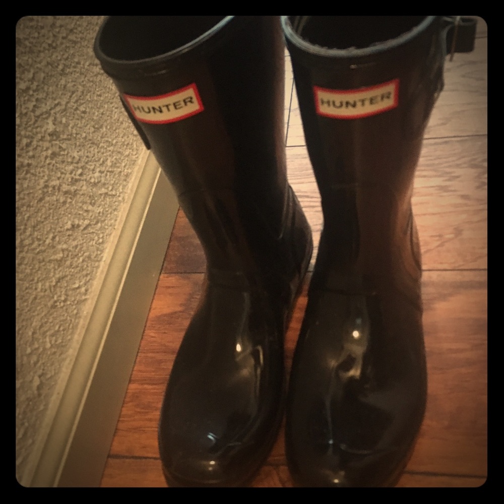 Worn Twice Hunter US 10 glossy black short boots