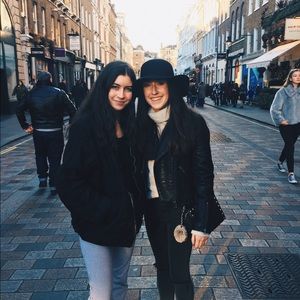 Meet your Posher, Allie