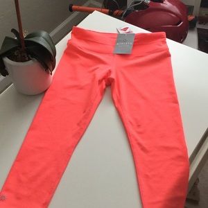 Athleta Sonar Capri size SMALL