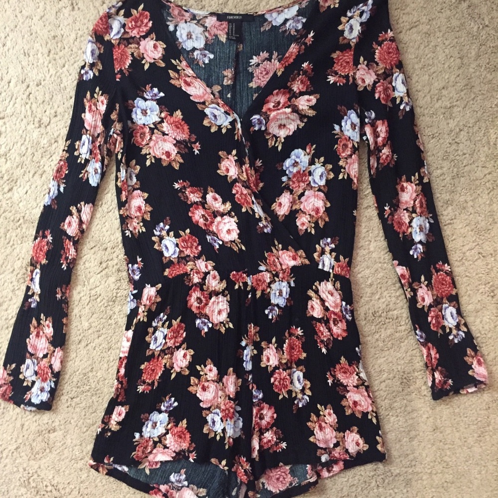 Floral long sleeve deep v romper