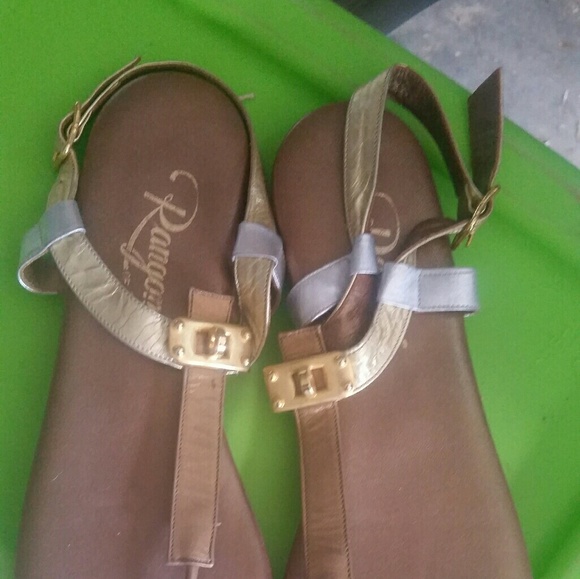 Sandals - Picture 2 of 3