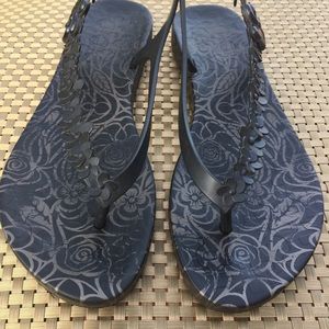 Ipanema sandals