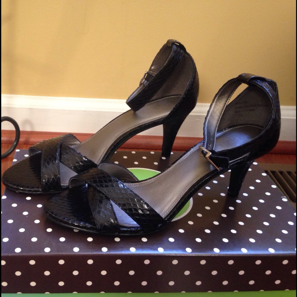 Beautiful black sandals