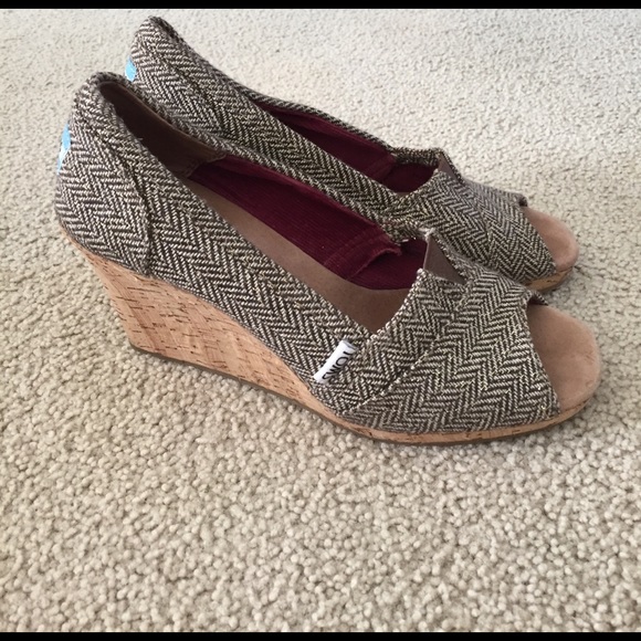 TOMS Shoes - Toms Wedges