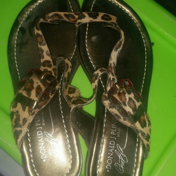 Sandals - Picture 2 of 3