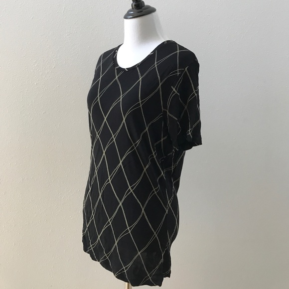 Lord & Taylor top - Picture 2 of 4