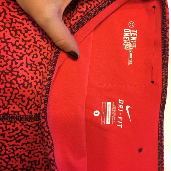 Nike cropped leggings - Picture 4 of 4