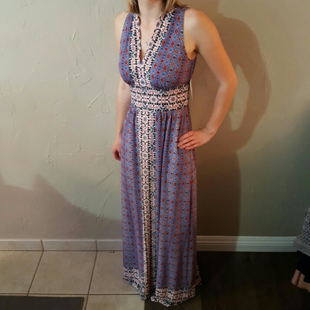 Floral maxi dress w/ tags! Price reduced!