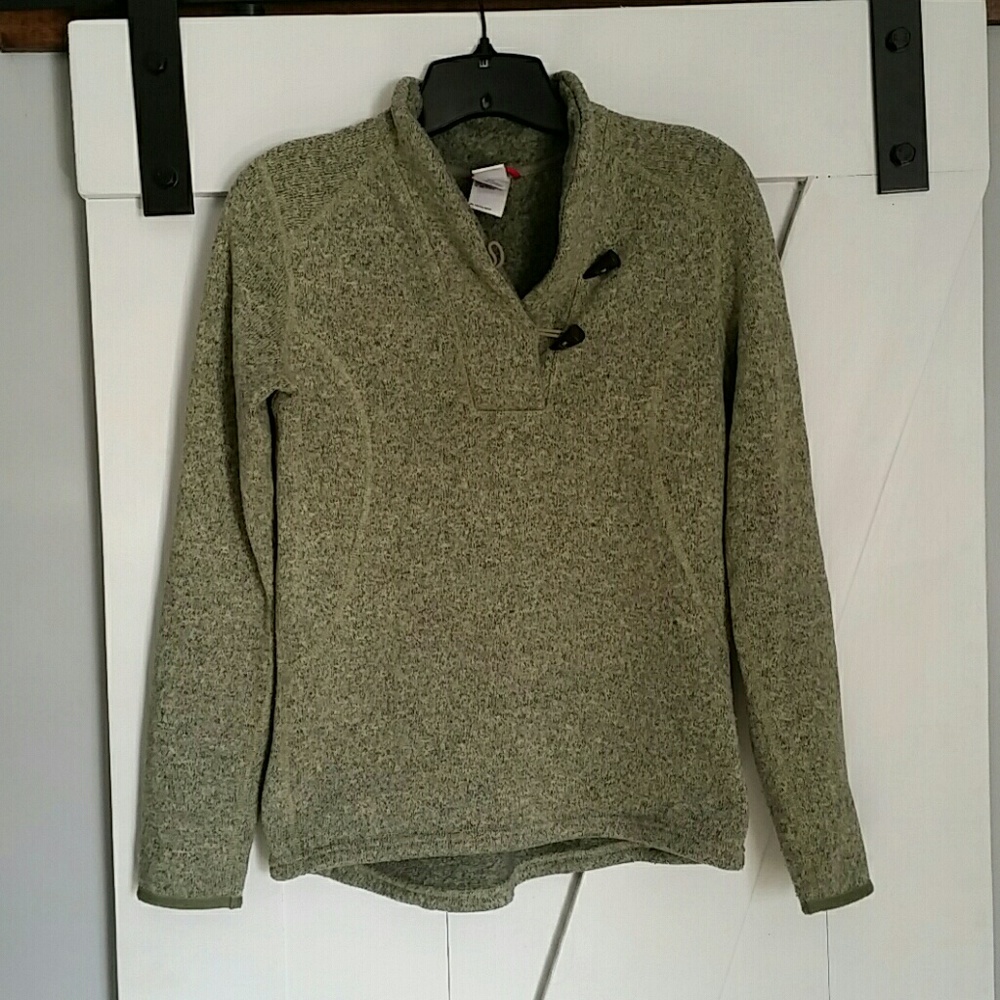 North Face sweater