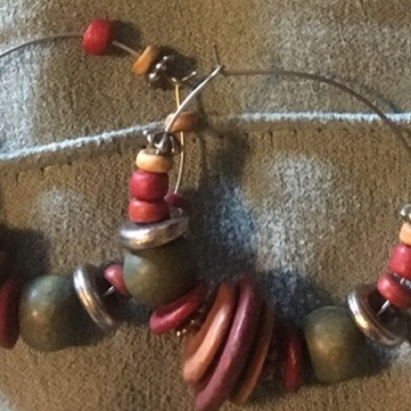 Hoop earrings - Picture 2 of 2