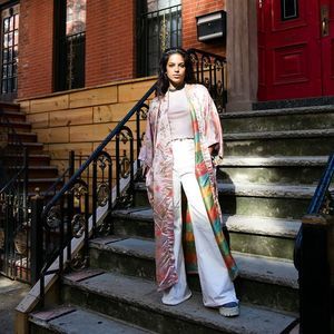 Meet your Posher, Ella