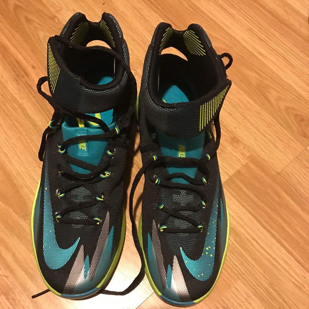 New Nike 'Zoom HypeRev' Basketball Shoe Men