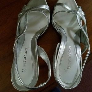 New silver heel dress shoes 9.5 wedding