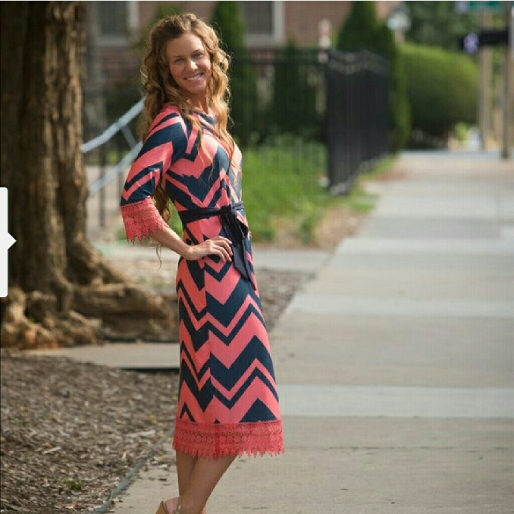 Dainty Jewels Maxi Dress NWT