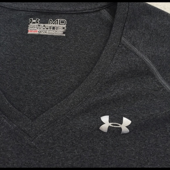 Under Armour Tops - under armour semi-fitted vneck grey tee size M Under Armour Tops - under armour semi-fitted vneck grey tee size M