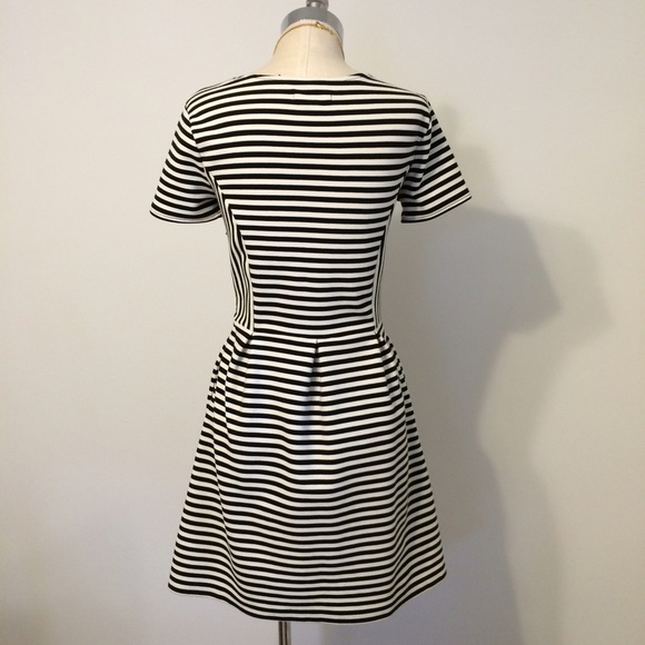 Madewell fit and flare stripe dress with pockets - Picture 3 of 4