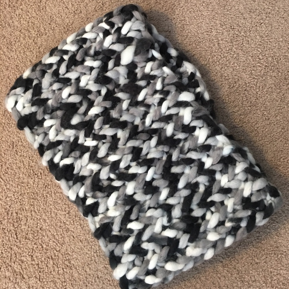 Chunky oversized cowl infinity scarf