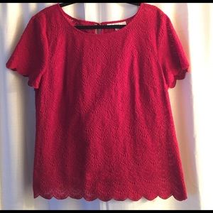 🚨SALE LOFT EUC red scalloped lace shortsleeve top