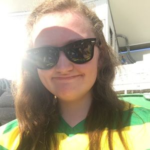 Meet your Posher, Catherine