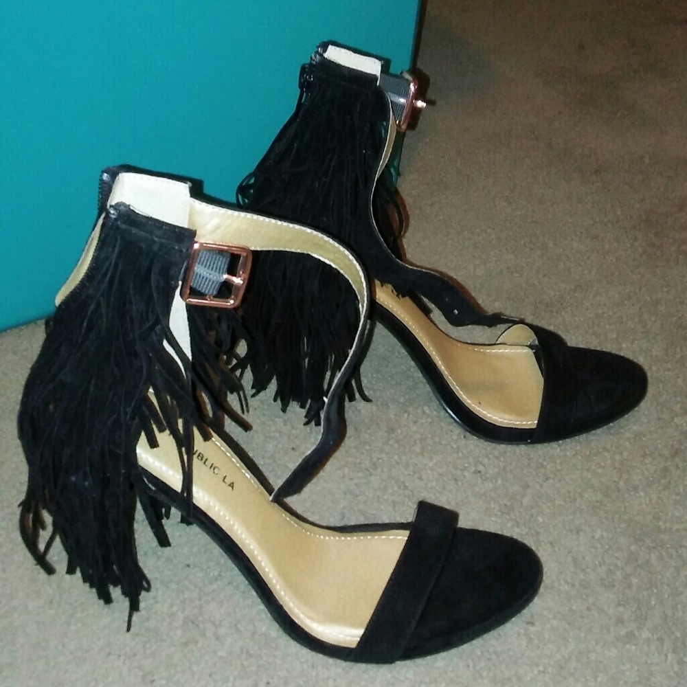black fringe heels