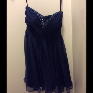 Navy blue embellished sweetheart dress!!