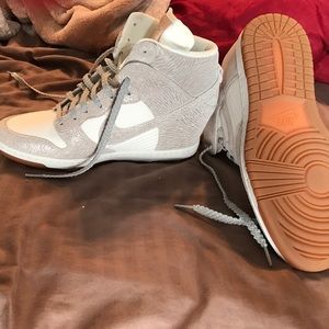 Brand New Nike Wedges Size 12